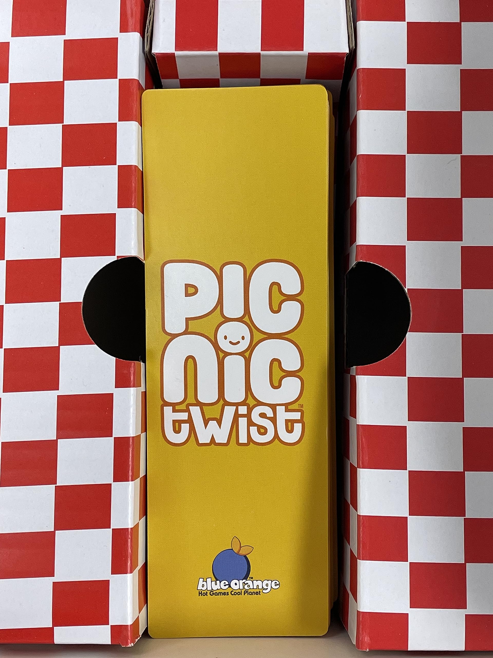 Blue Orange Picnic Twist, Set Collection Card Game in a Picnic Basket, Family or Adult Strategy Game for 1 to 9 Players Games. Recommended for Ages 8 & Up. - Image 6